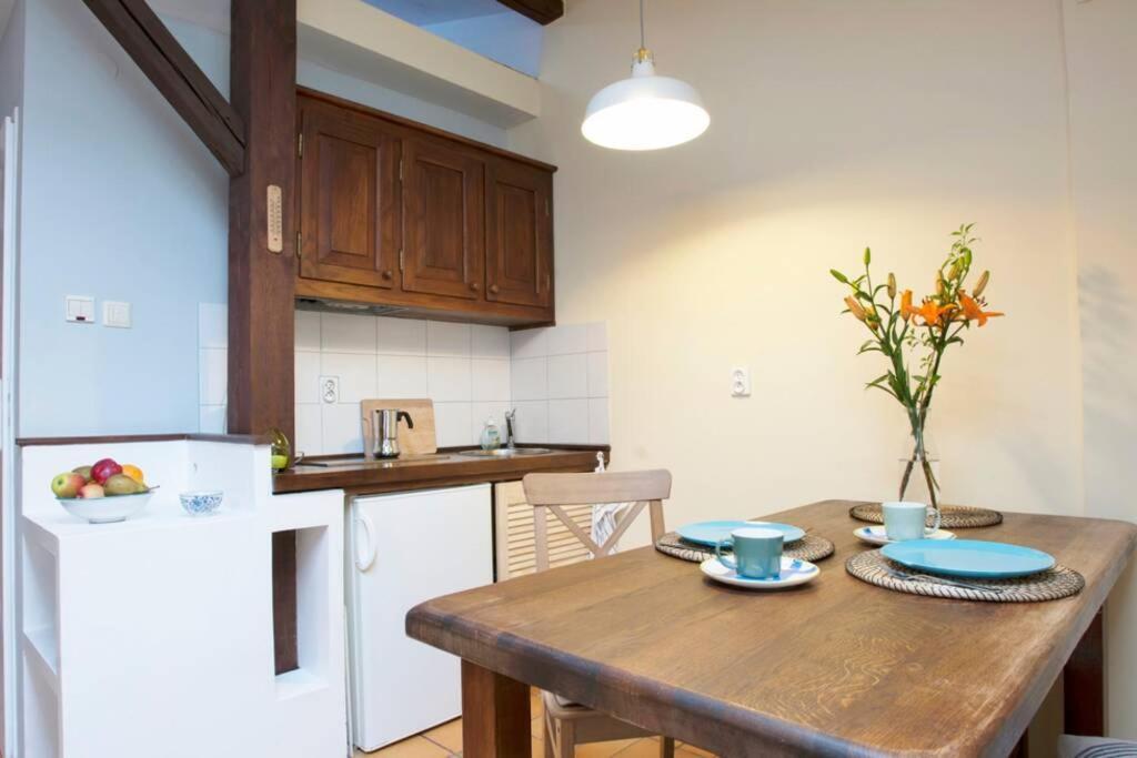 Bright Loft In Amazing Location Apartment Красков Екстериор снимка