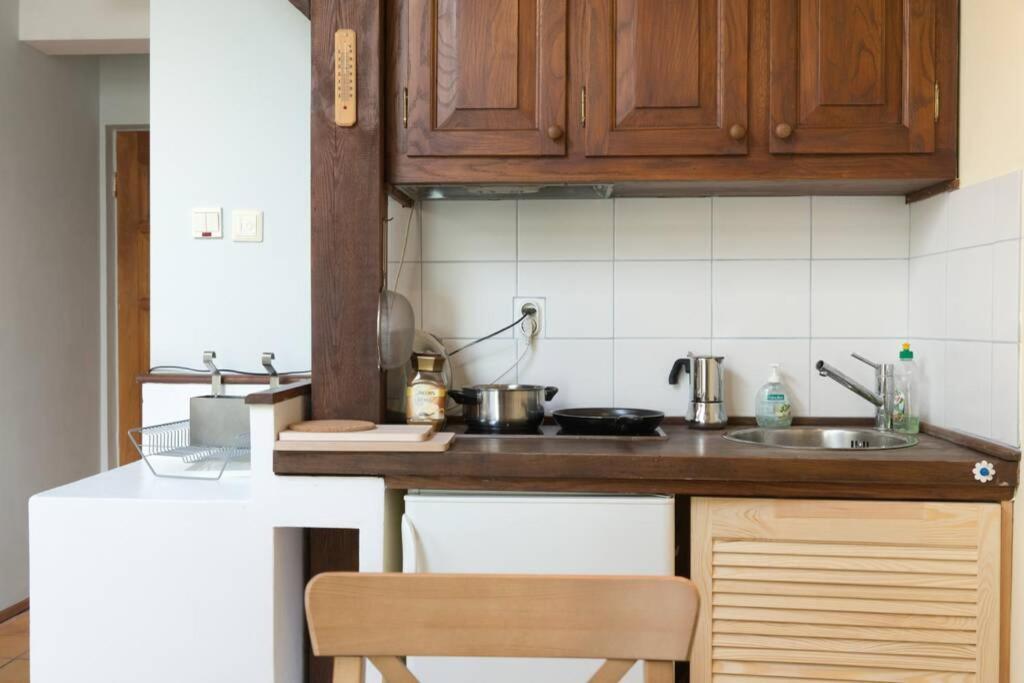 Bright Loft In Amazing Location Apartment Красков Екстериор снимка